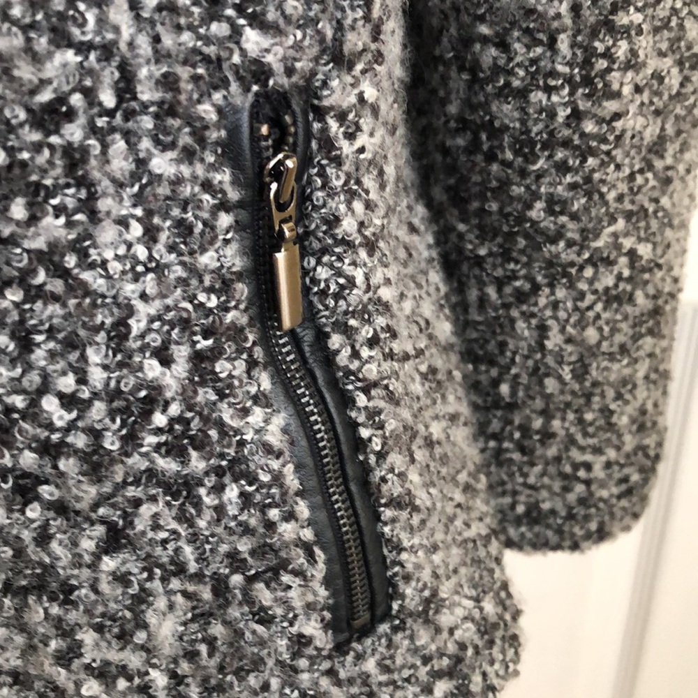 Jacket - Picture 3 of 6